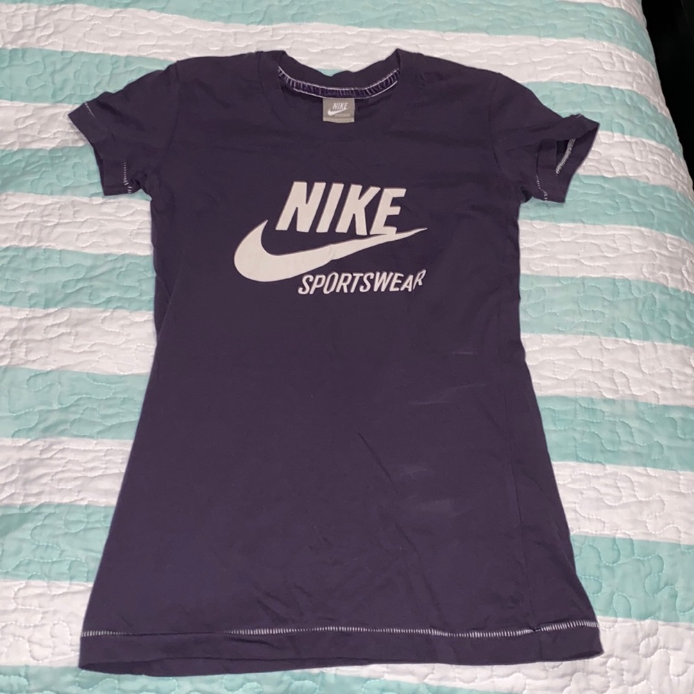 NWOT Nike Shirt